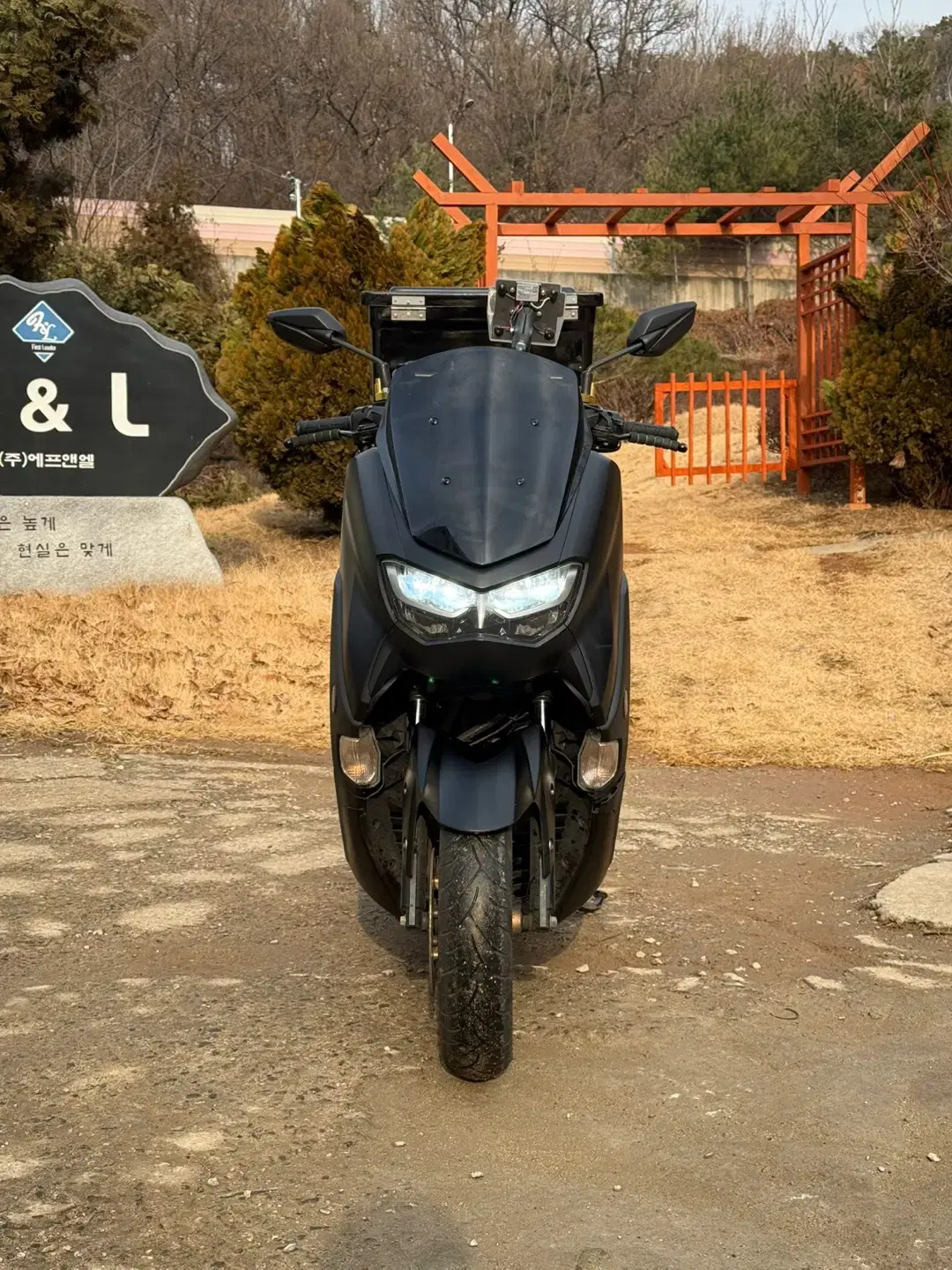 Nmax125 23년식 저렴하게 판매합니다